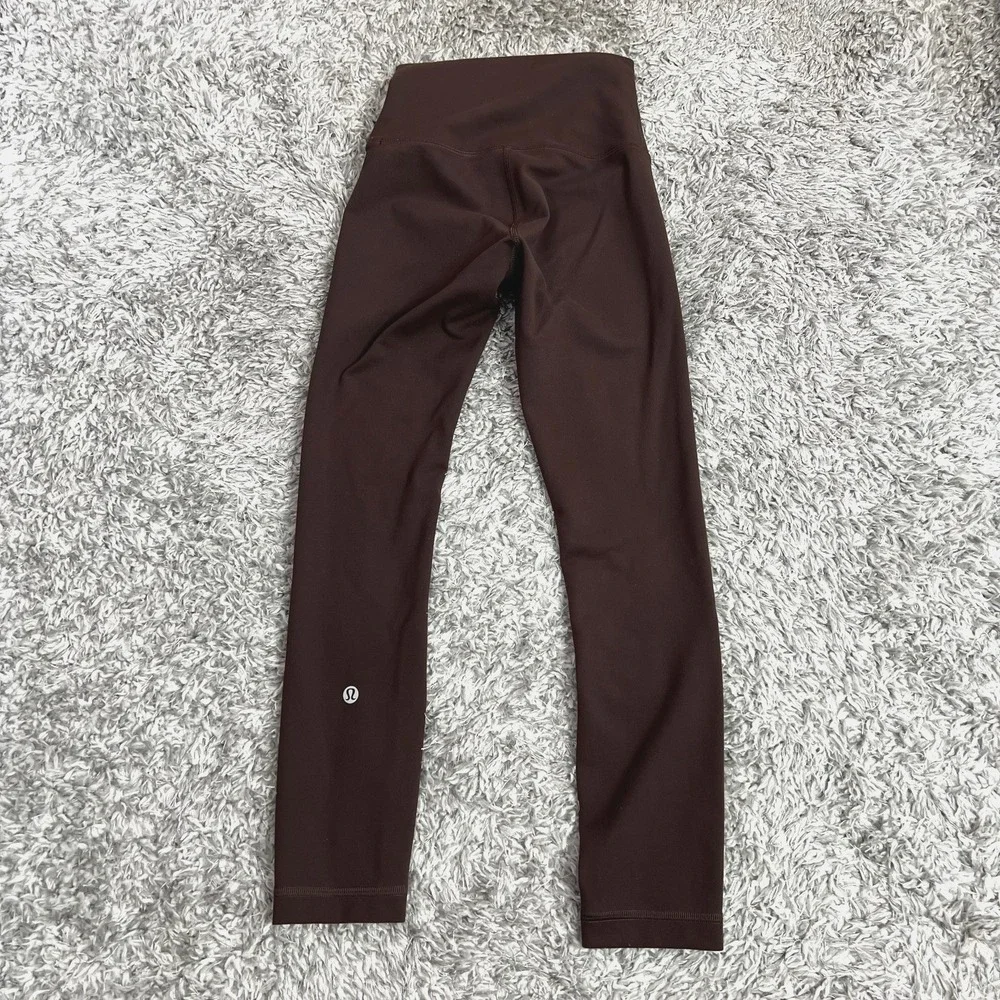 Lululemon Wunder Train Womens Size 0 High-Rise Crop with Pockets 21